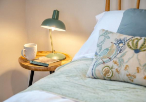 Periwinkle Cottage - Bridport